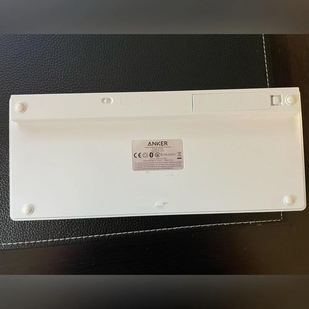 Anker Wireless Bluetooth Keyboard Ultra Slim for iOS/Android/Windows - Picture 2 of 3